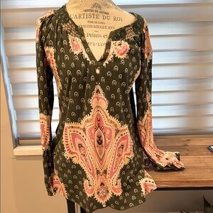 Lucky Brand Green and Pink Paisley longSleeve Women's Top size L pre owned